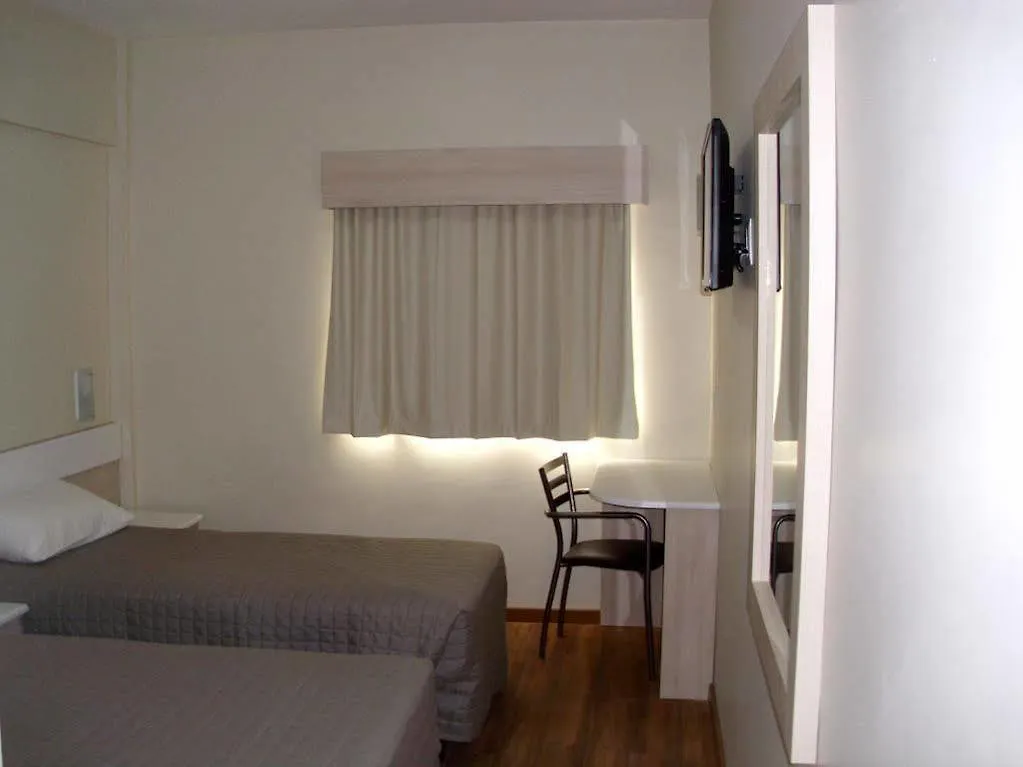 Hotel Express Rodoviária Porto Alegre 3*,  Brasil